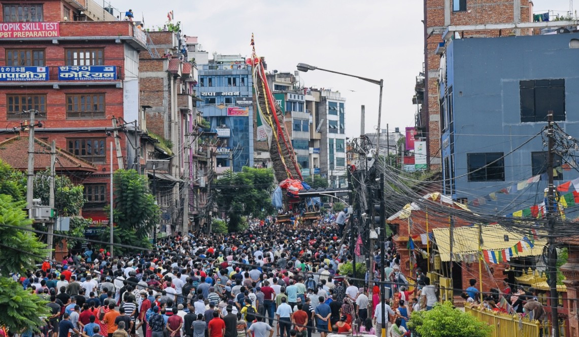 रातो मच्छिन्द्रनाथको रथ  सुरक्षाका मापदण्ड अपनाउँदै आज अपराह्न तीन बजे तानिने