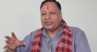 सांसद देवेन्द्र पौडेलद्वारा दशैं भत्ता बाढी पीडितलाई सहयोग गर्ने घोषणा