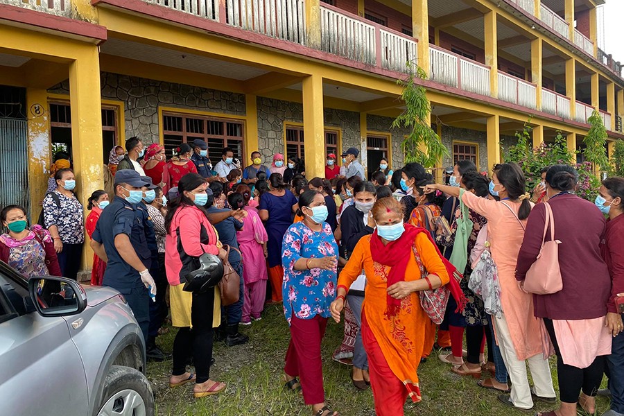 पोखरामा कोभिड १९ विरुद्धको खोप अभियान स्थगित