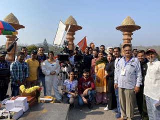 संसारकै सबैभन्दा ठूलो स्टूडियोबाट सुरु भयो ‘ह्रस्व दीर्घ’को छायांकन