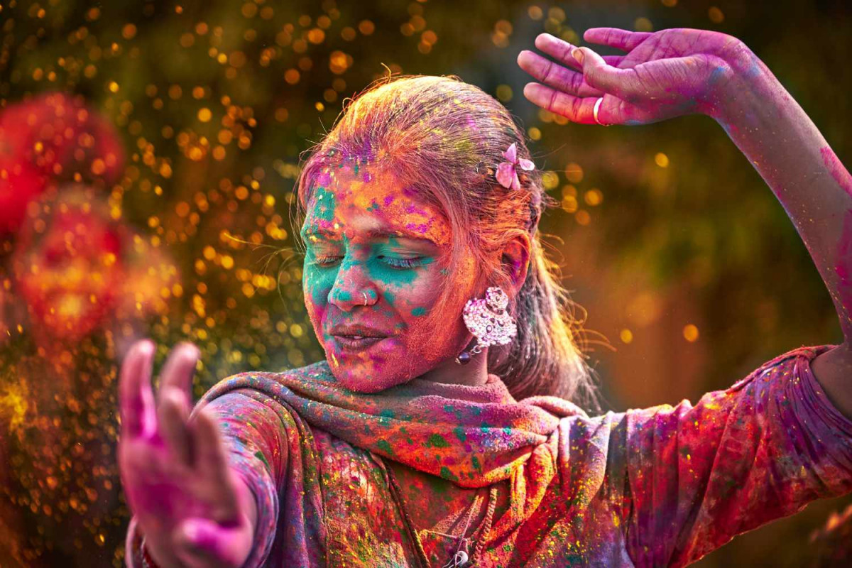 Holi-01-a63575dc03ed467f8922efe3992a40601677472532.jpg