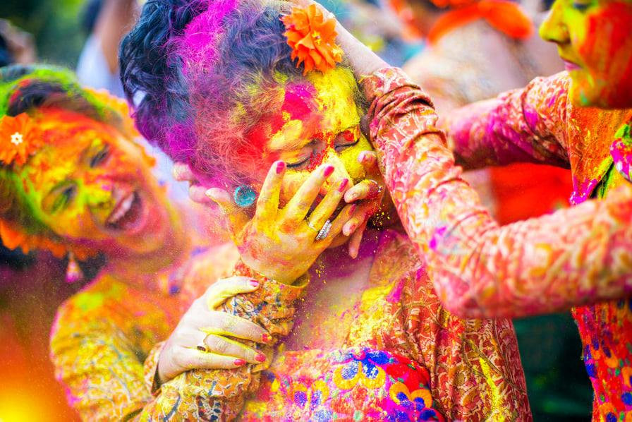 holi-2.jpg