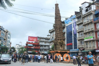 रातो मछिन्द्रनाथको रथ यात्रा हिजोबाट सुरू