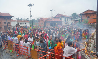 साउने सोमबारमा पशुपतिमा भीड