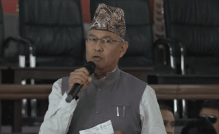 पार्टीसम्बद्ध शिक्षक संगठन खारेज गर्नुपर्छ : गोपाल दहित