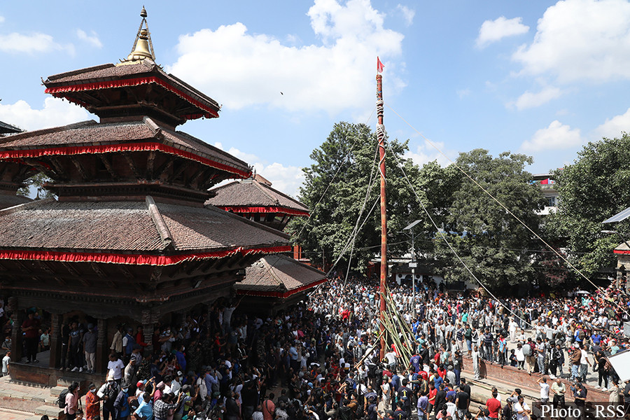 बसन्तपुरमा ठड्याइयो लिङ्गो, इन्द्रजात्रा सुरु