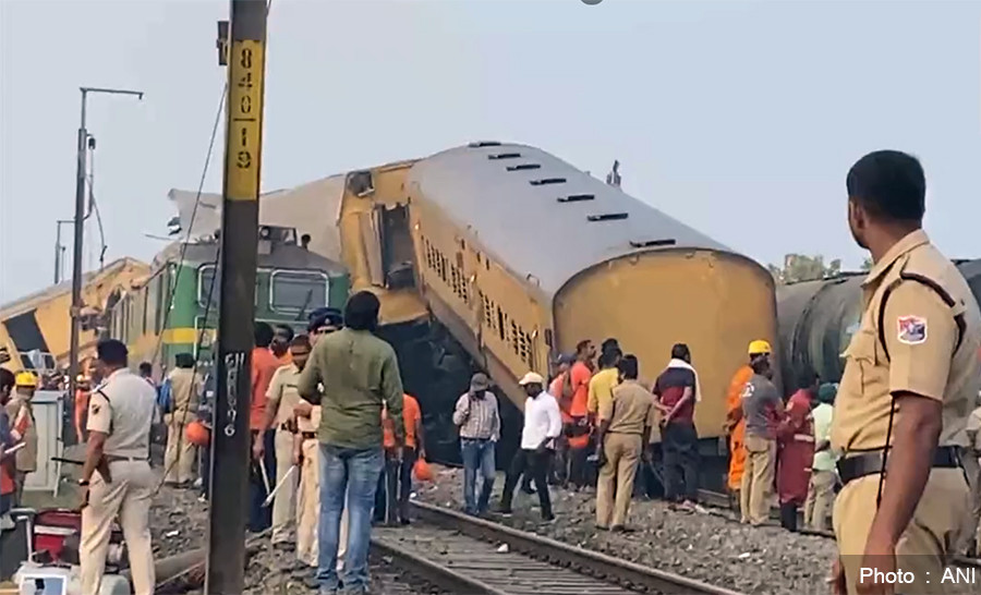 भारतमा रेल दुर्घटना हुँदा १३ जनाको मृत्यु