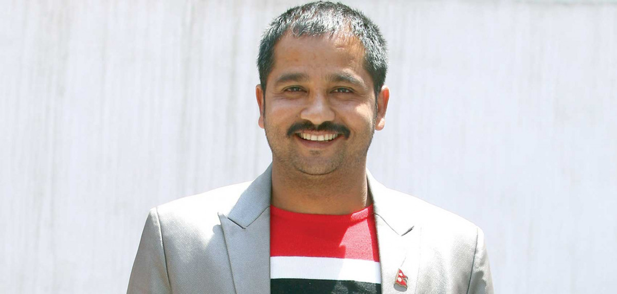 एमाले नेता ऐन महर मुछिएको अडियो सामाजिक सञ्जालमा छताछुल्ल