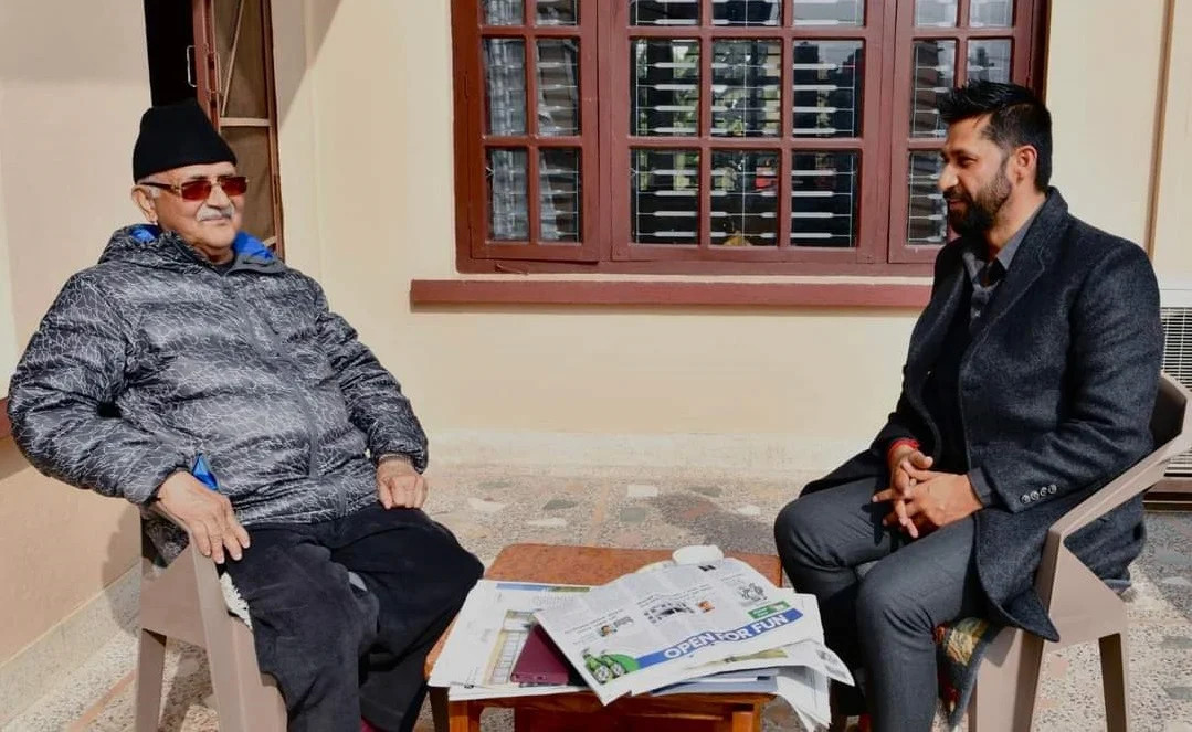 अध्यक्ष ओली भेट्न लामिछाने पुगे बालकोट