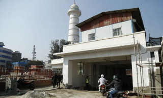 न्युरोडमा पार्किङ निषेध गरिएसँगै धरहरामा आजदेखि निःशुल्क पार्किङ उपलब्ध हुने