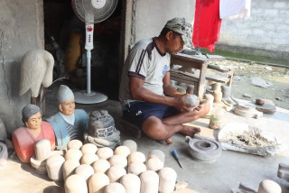 ढुङ्गामा कला भर्दै गोविन्द बोटे