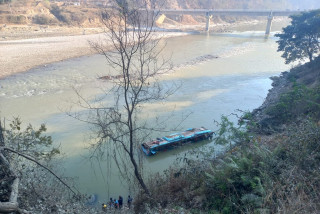 घाटबेंसी बस दुर्घटनामा मृतकको सङ्ख्या ७ पुग्यो, ३० बढी घाइते