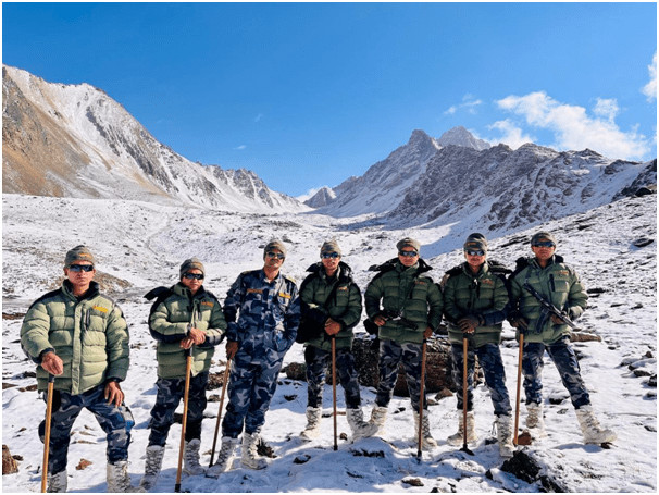 सुरक्षा अधिकारीद्वारा चीनसँगको सीमा क्षेत्रको निरीक्षण