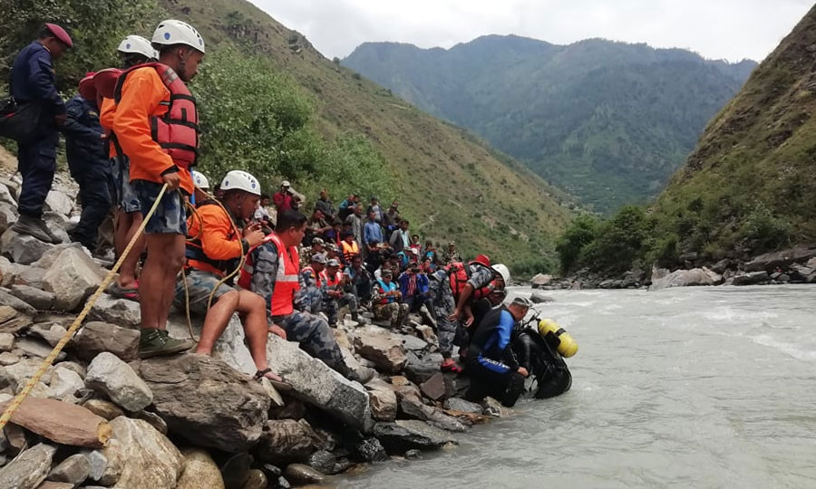 नेपालमा गोताखोरको संख्या ११० पुग्यो