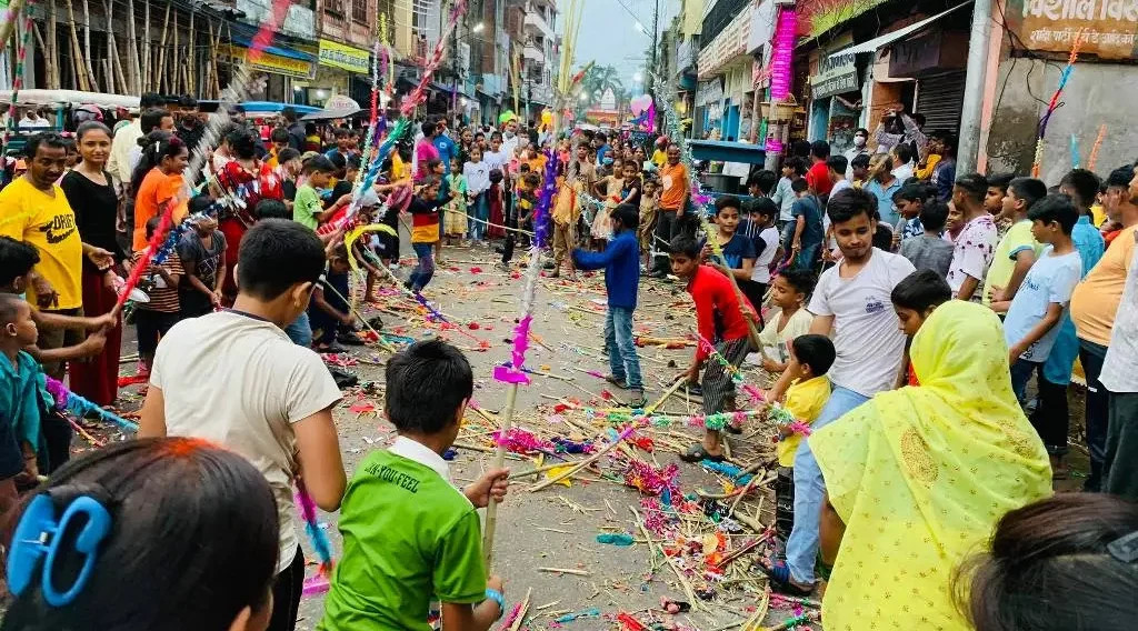 गुडिया पर्व मनाइँदै