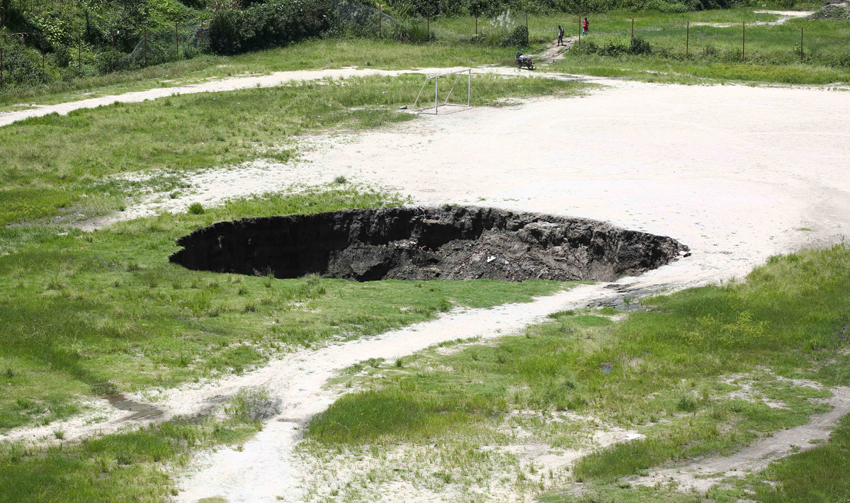 तारकेश्वरमा खेल मैदान भासियो(तस्बिरहरू)