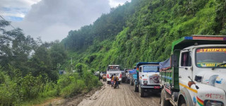 धुलिखेल-खावा सडक अनुगमनमा पुगेको संसदीय टोलीमाथि स्थानीयको आक्रोश