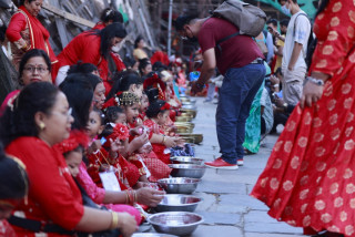 हनुमानढोकामा कुमारी पूजा