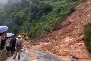 नौबीसेपछि नागढुंगानजिकै अर्को पहिरो