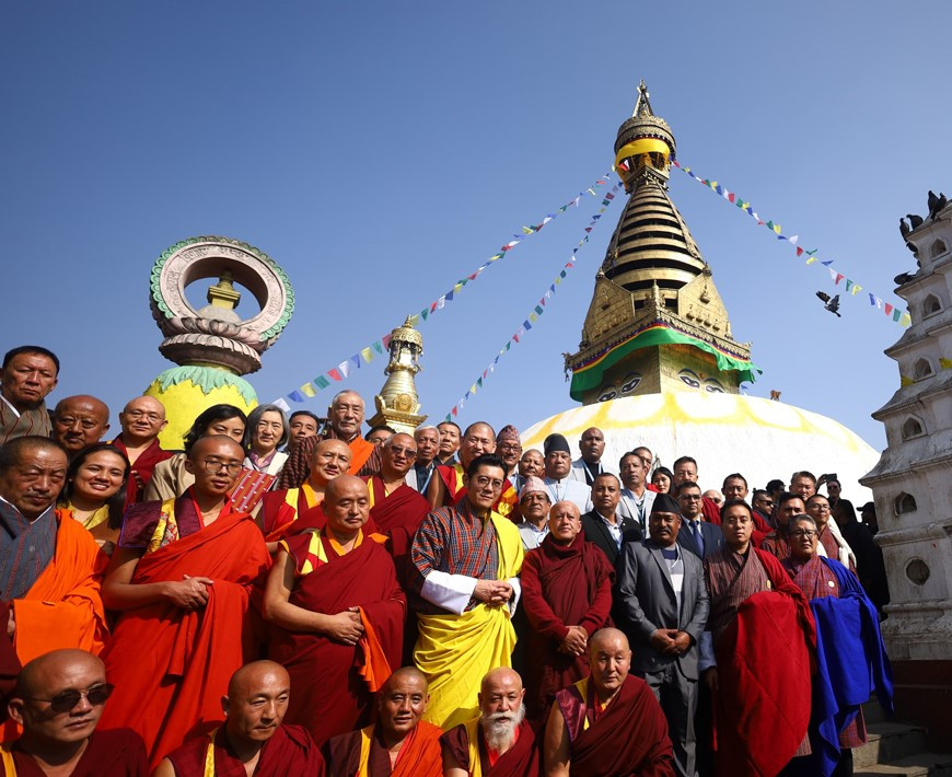 Jigme-Khesar-Namgyel-Wangchuck-visit-nepal-5.jpg