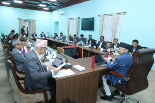 मन्त्रिपरिषद बैठक बस्दै
