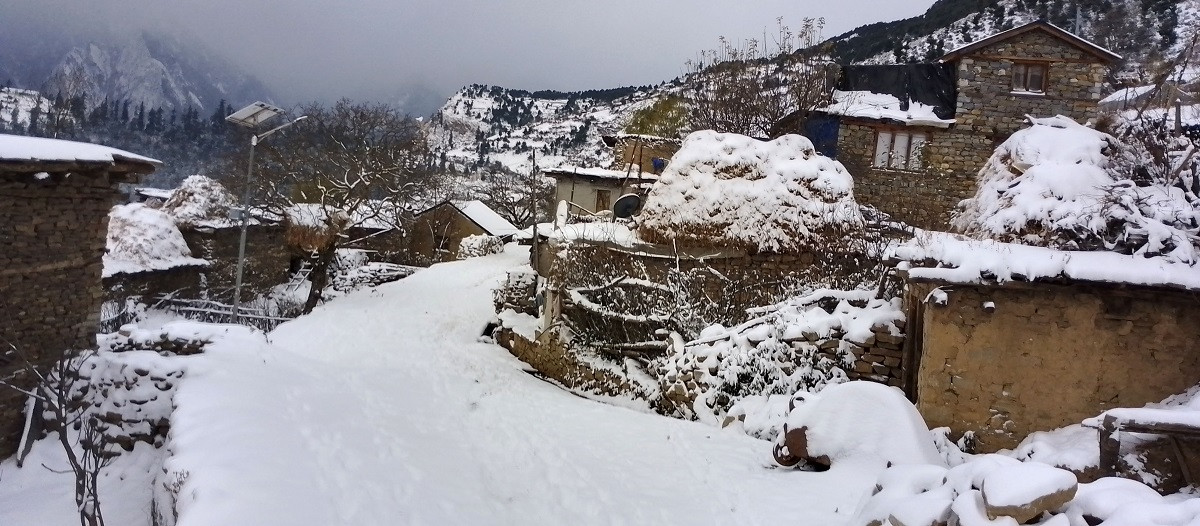 हुम्लामा बाक्लो हिमपात
