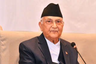 बादल र महेश बचाउमा लाग्दा महासचिवसहितका नेताहरूले भने- ओलीबाट अब पार्टी चल्दैन