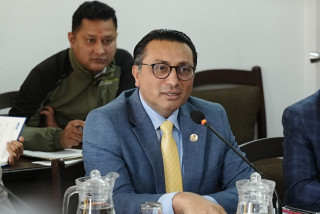 युवाहरूलाई स्वदेशमै महिनाको १ लाख कमाउने वातावरण बनाएको अर्थमन्त्री वाग्लेको दाबी