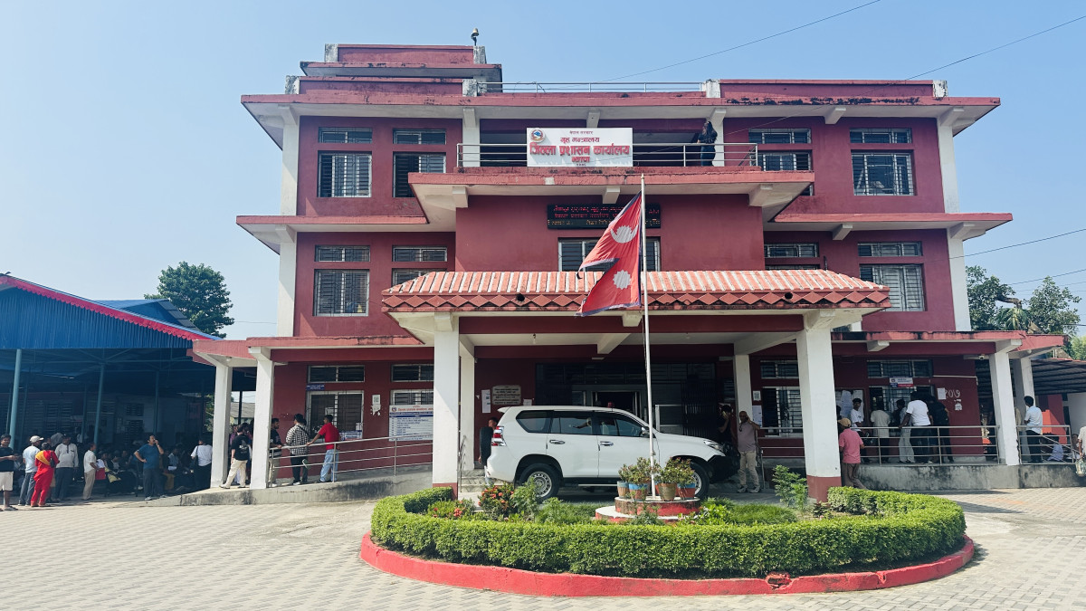झापा प्रशासनका सात सेवा ‘फेसलेस’, कार्यालय धाउन नपर्ने