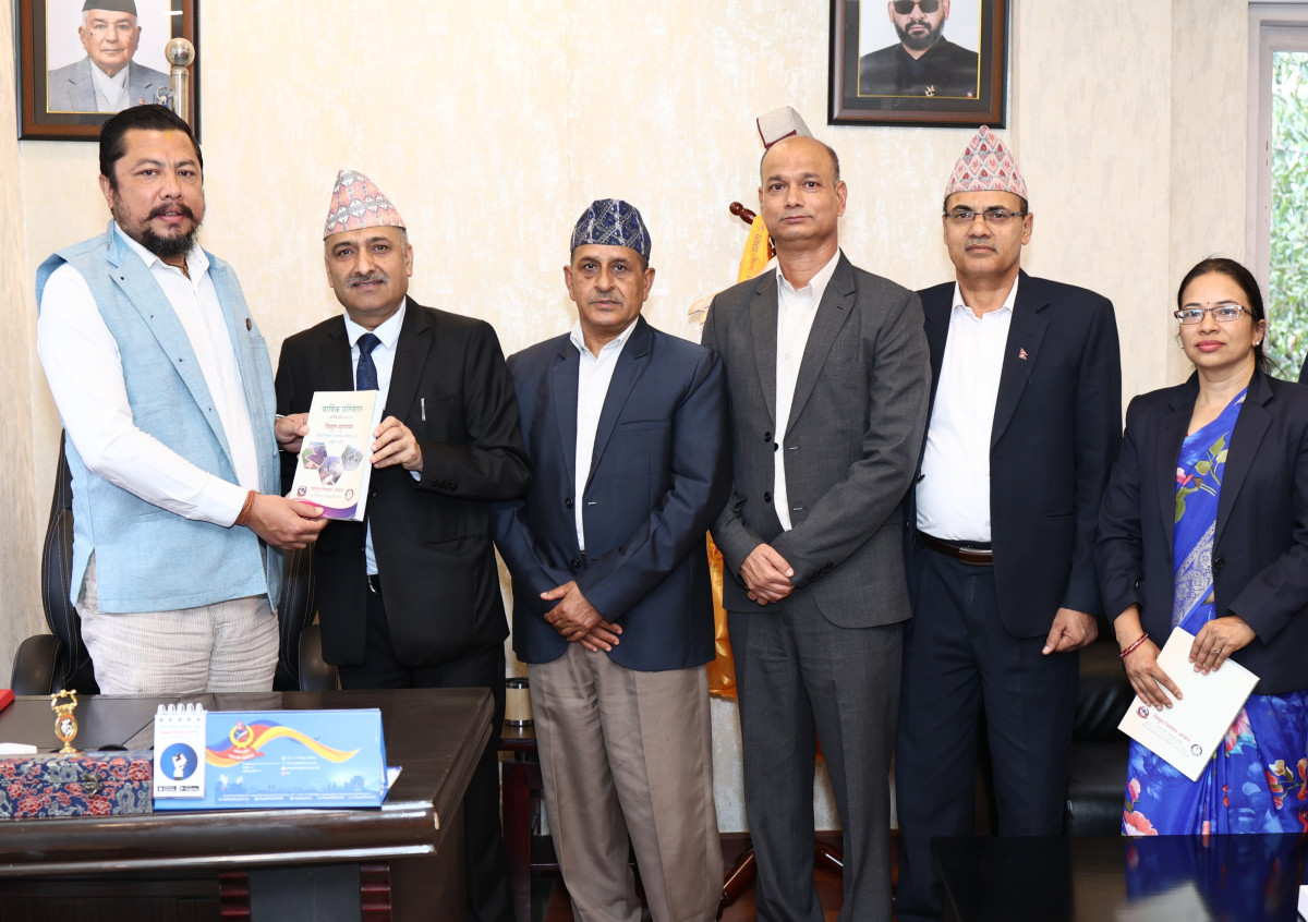 ऊर्जामन्त्रीद्वारा ऊर्जा प्रणाली विविधीकरण र लगानीमैत्री नियमनमा जोड