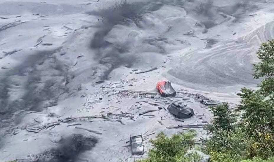 भोटेकोशी बाढीः दसैँ आयो तर आमाबुवा आउनुभएन